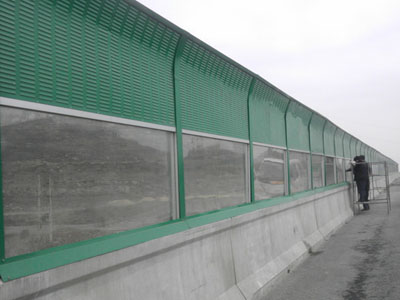 高架橋梁聲屏障