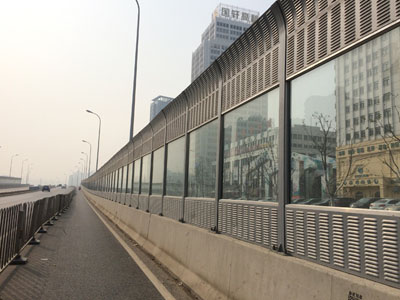 高架橋梁聲屏障