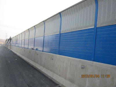高速公路聲屏障