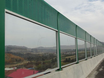 組合透明型聲屏障（隔音墻）